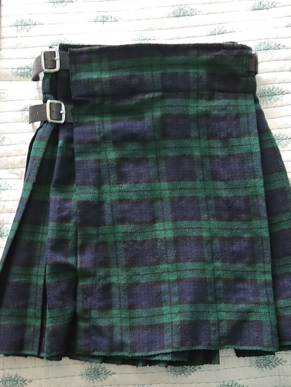 Kommando Kilts Man Or Woman Green and Navy Plaid Buckle Kilt Skirt, Renaissance